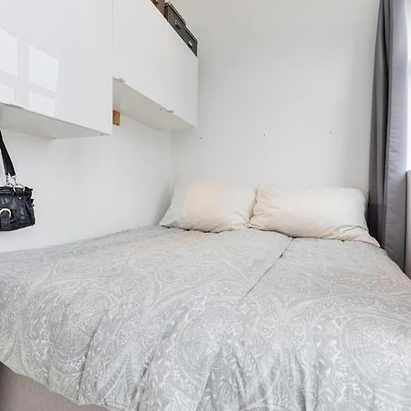Stylish Apartment With Beautiful Views Of The River, Beach Nearby Кристиансанд Экстерьер фото